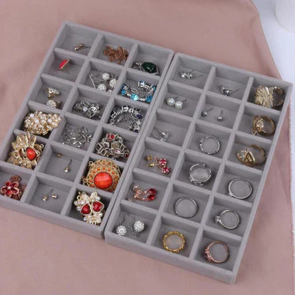 18 Grid Soft Velvet Jewelry Storage Organizer Tray - Image 4