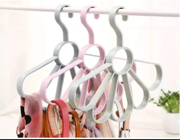 5 Ring Unique Design Multipurpose Hanger - Image 6