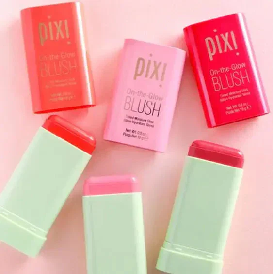 PIXI ON-THE-GLOW BLUSH STICK - Image 3