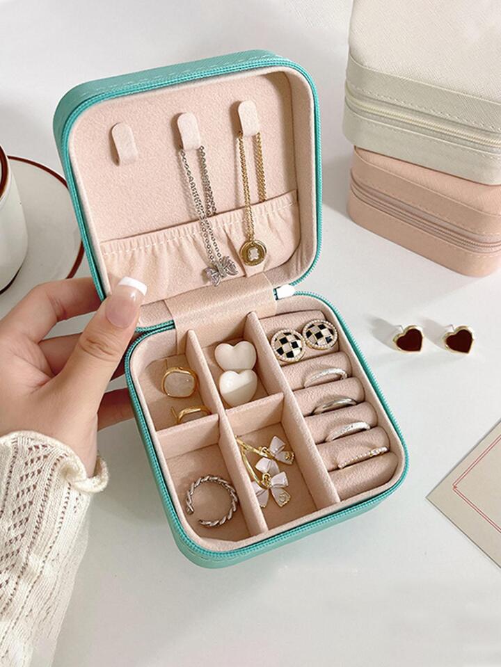 Premium Quality Plush Velvet Travel Jewelry Organizer Box. - Image 10